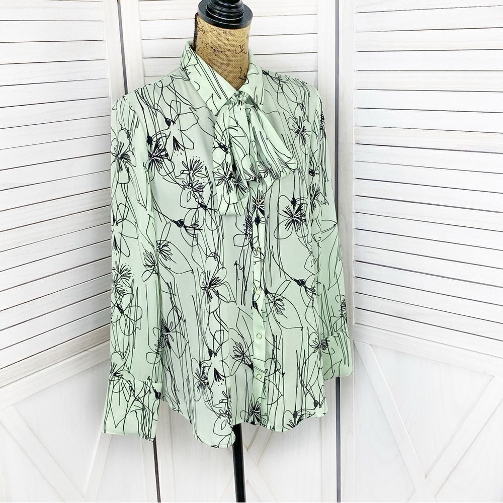 Worthington Floral Tie Neck Blouse Mint Green Medium Twee Feminine Art Office